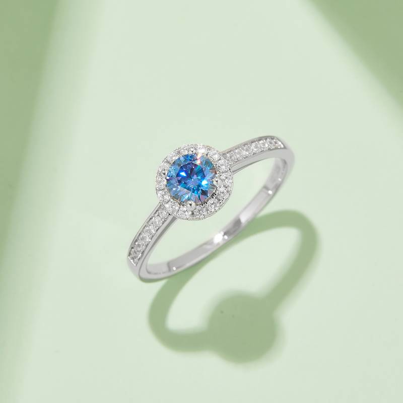 豪镶圆包S925银镀白金MoissaniteWomen's Ring50分D级
